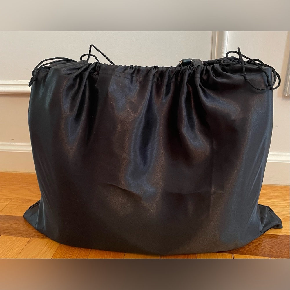 Black Drawstring Satin Dust Bag